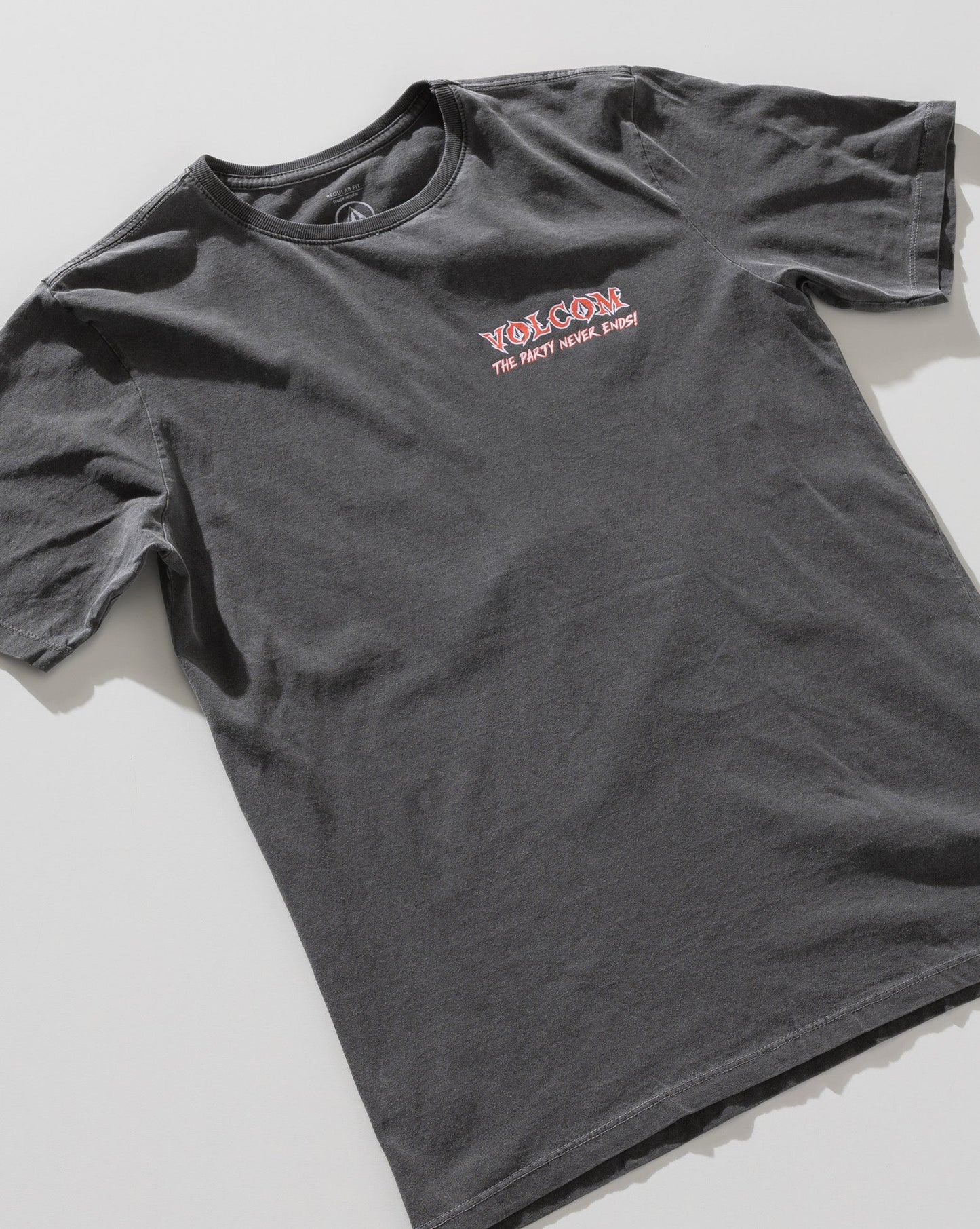 Camiseta Especial Volcom Party Never Preta
